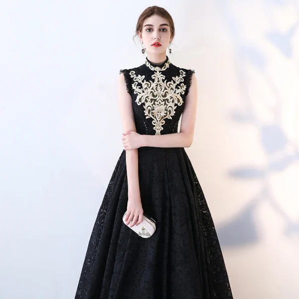 Vintage / Retro Black Evening Dresses 2017 A-Line / Princess High Neck Sleeveless Appliques Lace Rhinestone Floor-Length / Long Ruffle Formal Dresses