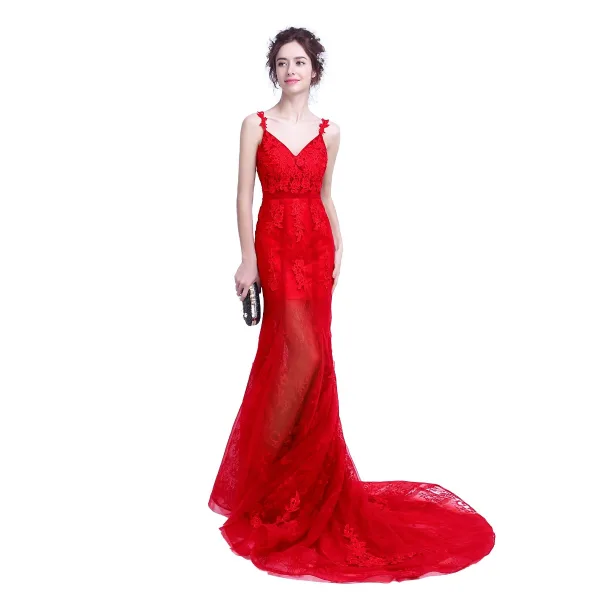Sexy Bordeaux Été Robe De Soirée 2018 Trompette / Sirène Bretelles Spaghetti Sans Manches Appliques En Dentelle Tribunal Train Volants Dos Nu Robe De Ceremonie