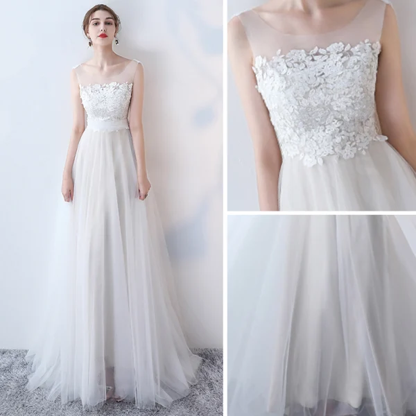 Chic / Beautiful Champagne Evening Dresses 2017 A-Line / Princess Scoop Neck Sleeveless Appliques Lace Tulle Sash Court Train Ruffle Pierced Backless Formal Dresses