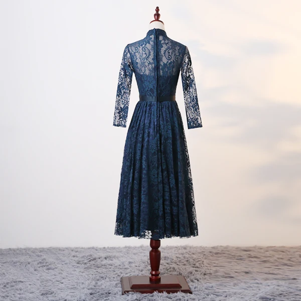 Chic / Beautiful Ink Blue Mother Of The Bride Dresses 2017 A-Line / Princess Crystal V-Neck Long Sleeve Bow Sash Knee-Length Ruffle Pierced Wedding Party Dresses
