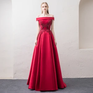 Chic Belle Bordeaux Robe De Soirée 2018 Princesse De L Épaule Manches Courtes Appliques En Dentelle Perle Faux Diamant Train De Balayage Volants Dos Nu Robe De Ceremonie