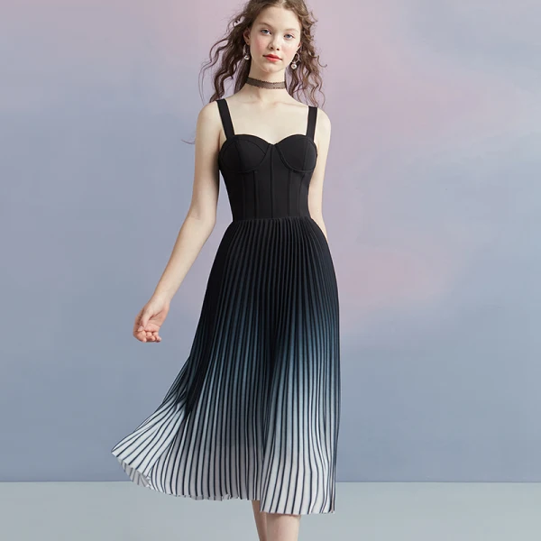 Simple Noire Dégradé De Couleur Bleu Marine Crêpe Georgette Robe De Soirée 2018 Princesse épaules Sans Manches Thé Longueur Plissée Dos Nu Robe De Ceremonie