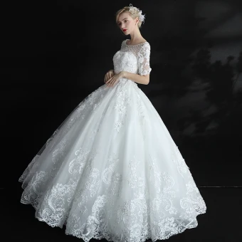 Chic Belle Salle Robe De Mariée 2017 En Dentelle Appliques Perle Paillettes Encolure Dégagée Manches Courtes Dos Nu Longue Blanche Robe Boule
