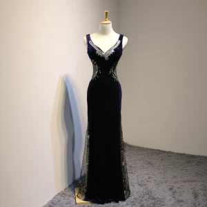 Sexy Mørk Marineblå Gjennomsiktig Suede Selskapskjoler 2018 Trompet Havfrue V Hals Uten Ermer Beading Rhinestone Lange Ryggløse Formelle Kjoler