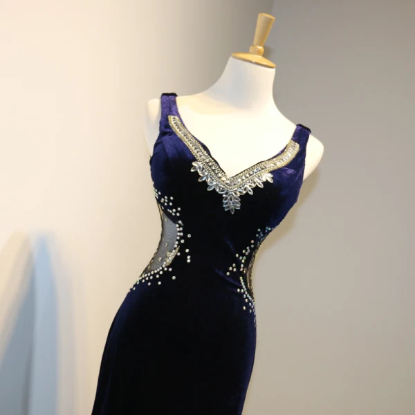 Sexy Bleu Marine Transparentes Daim Robe De Soirée 2018 Trompette / Sirène V-Cou Sans Manches Perlage Faux Diamant Longue Dos Nu Robe De Ceremonie
