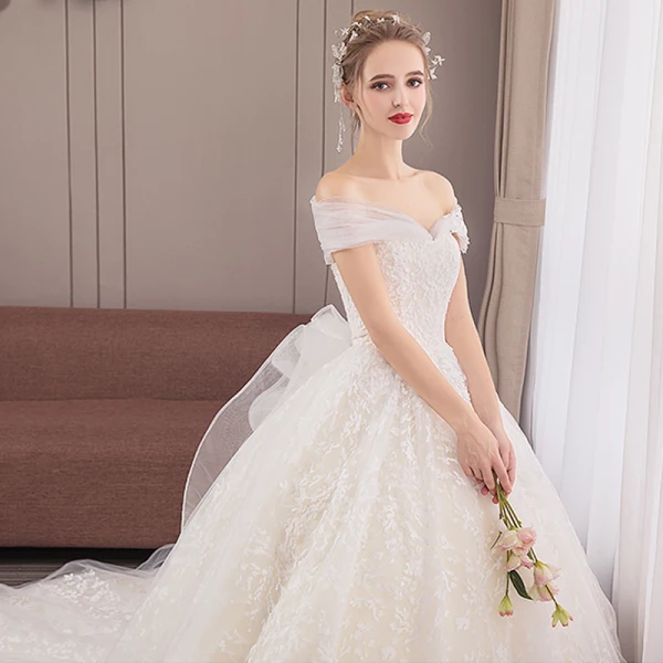 Elegant Champagne Wedding Dresses 2018 Ball Gown Lace Flower Off-The-Shoulder Backless Sleeveless Chapel Train Wedding
