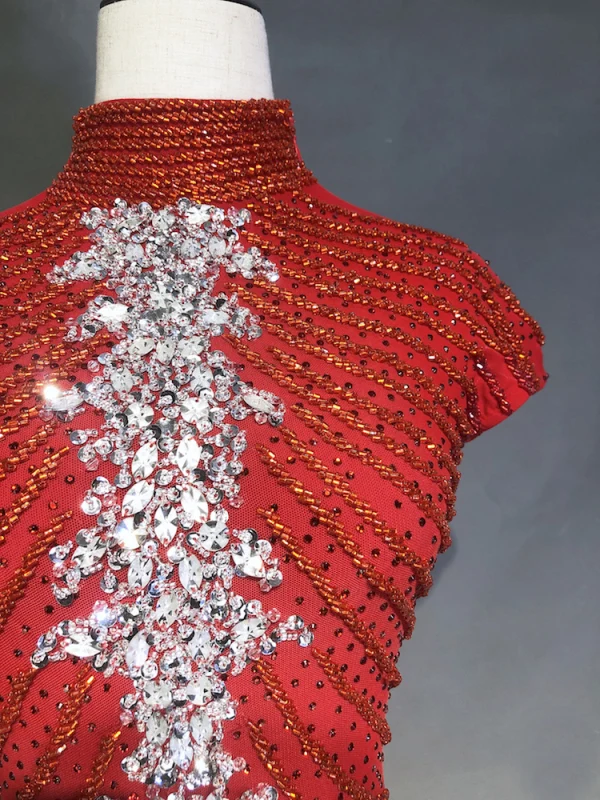 Luxe Noire Robe De Soirée 2019 Trompette / Sirène Col Haut Fait main Perlage Cristal Faux Diamant Mancherons Train De Balayage Robe De Ceremonie