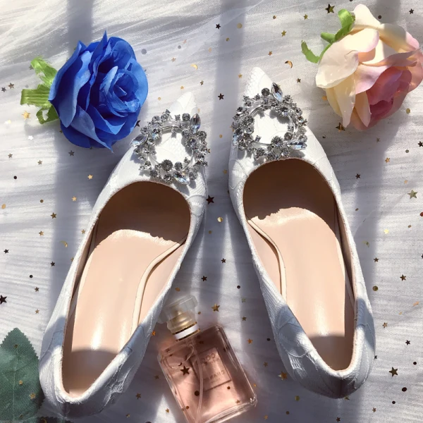 Piękne Kość Słoniowa Buty Ślubne 2019 Rhinestone 7 cm Szpilki Szpiczaste Ślub Czółenka