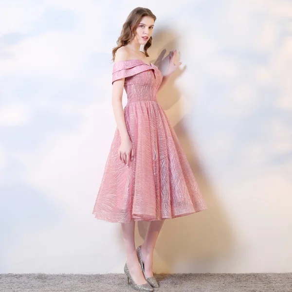 Chic / Belle Rose Bonbon de retour Robe De Graduation 2019 Princesse De l'épaule Paillettes Manches Courtes Dos Nu Thé Longueur Robe De Ceremonie