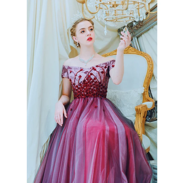 Charmant Bordeaux Robe De Soirée 2019 Princesse De l'épaule Perlage En Dentelle Fleur Appliques Manches Courtes Dos Nu Longue Robe De Ceremonie
