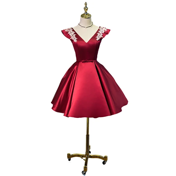 Mode Bordeaux de retour Courte Robe De Graduation 2021 Princesse V-Cou Noeud En Dentelle Fleur Sans Manches Dos Nu Robe De Ceremonie