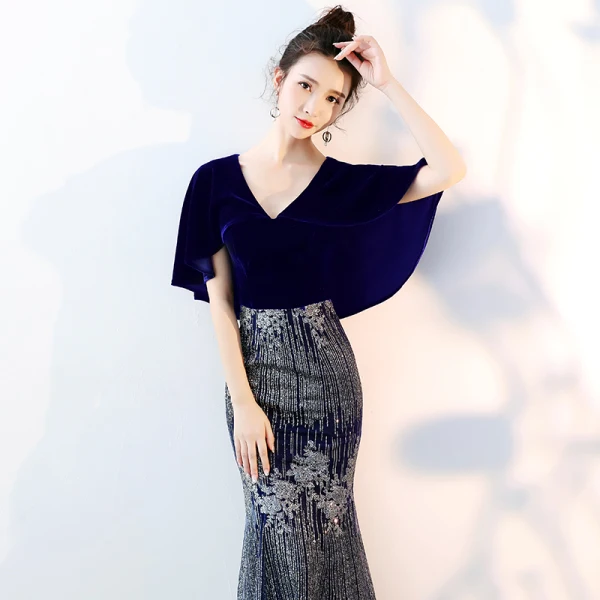 Chic / Beautiful Navy Blue Evening Dresses 2018 Trumpet / Mermaid Glitter V-Neck Short Sleeve Floor-Length / Long Formal Dresses