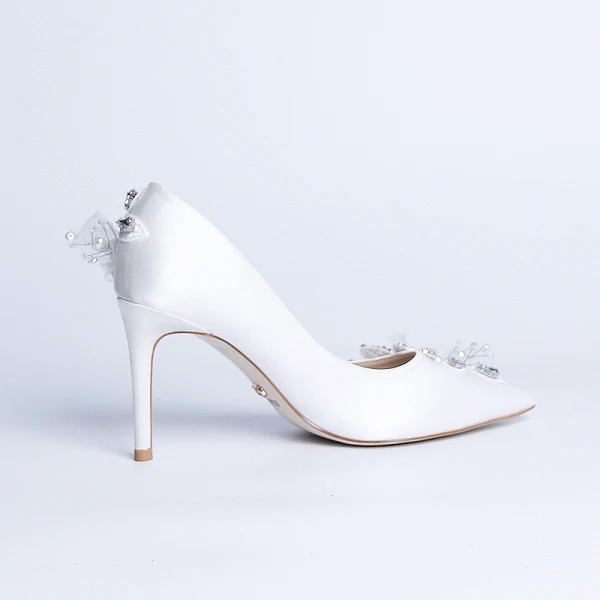 Elegant White Wedding Bridesmaid Pumps 2020 Leather Lace Bow Rhinestone Pearl 9 cm Stiletto Heels Pointed Toe Wedding Shoes