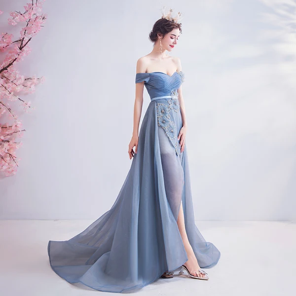Fashion Sky Blue Evening Dresses 2020 A-Line / Princess Off-The-Shoulder Beading Crystal Glitter Appliques Sleeveless Backless Sweep Train Formal Dresses