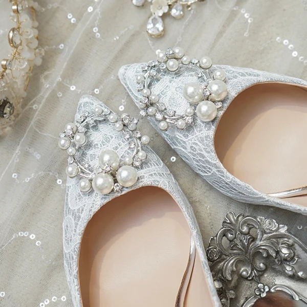 Mode Argenté Chaussure De Mariée 2020 En Dentelle Perle Faux Diamant 8 cm Talons Aiguilles À Bout Pointu Mariage Escarpins