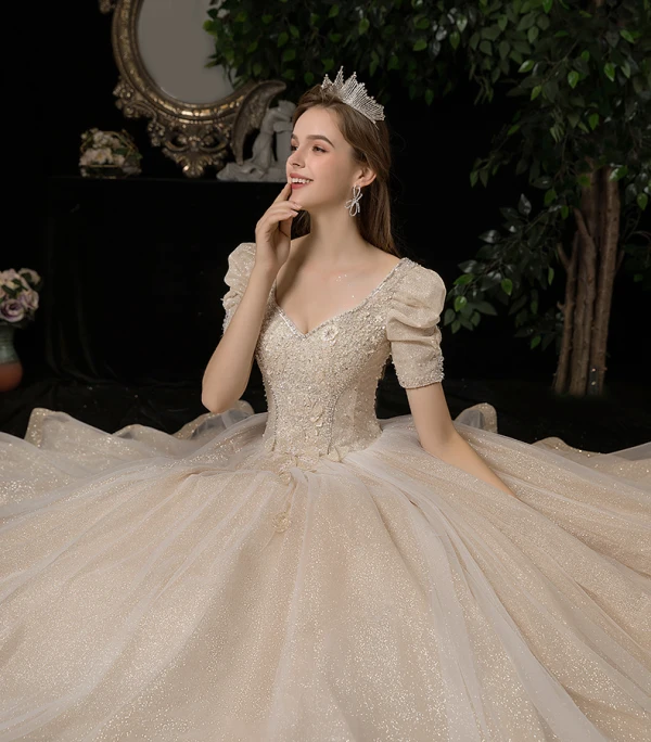 Victorian Style Vintage / Retro Champagne Wedding Dresses 2020 A-Line / Princess V-Neck Beading Pearl Rhinestone Lace Flower Sequins Short Sleeve Backless Floor-Length / Long