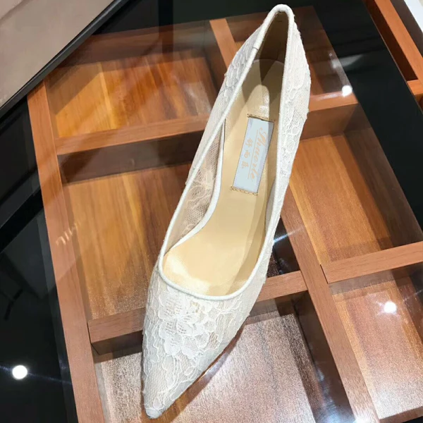 Schöne Ivory / Creme Spitze Brautschuhe 2020 10 cm Stilettos Spitzschuh Hochzeit Pumps