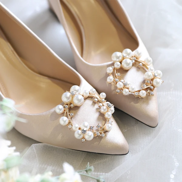 Edles Champagner Satin Brautschuhe 2020 Perle Strass 9 cm Thick Heels Spitzschuh Hochzeit Pumps