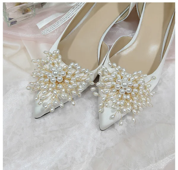 Modern / Fashion White Wedding Bridesmaid Heels 2020 Leather Pearl 3 cm Low Heel Wedding Shoes