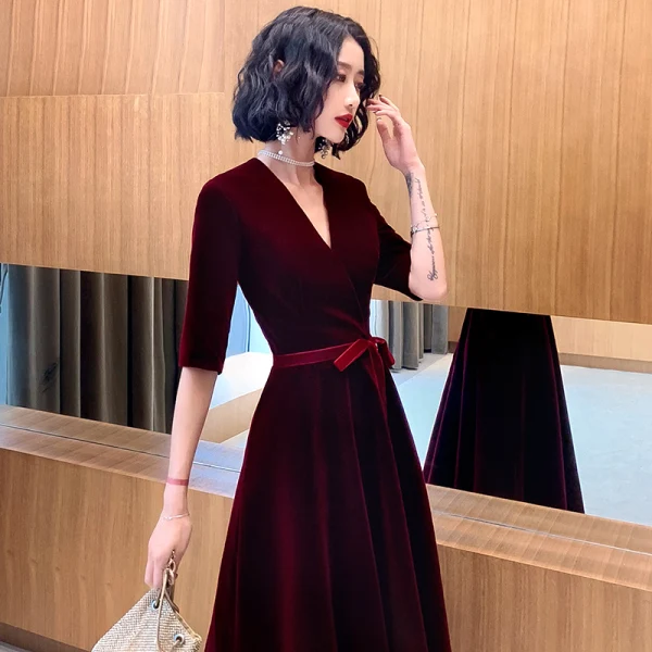 Elegant Burgundy Suede Evening Dresses 2021 A-Line / Princess V-Neck Bow 1/2 Sleeves Floor-Length / Long Evening Party Formal Dresses