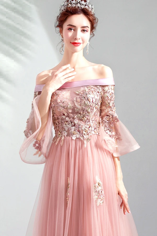 Chic Rose Bonbon Robe De Bal 2020 Princesse De l'épaule Perle Faux Diamant En Dentelle Fleur Manches de cloche Dos Nu Train De Balayage Robe De Ceremonie