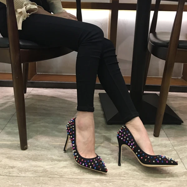 Schöne Königliches Blau Ball Pumps 2018 Niet Leder 12 cm Stilettos Spitzschuh Pumps