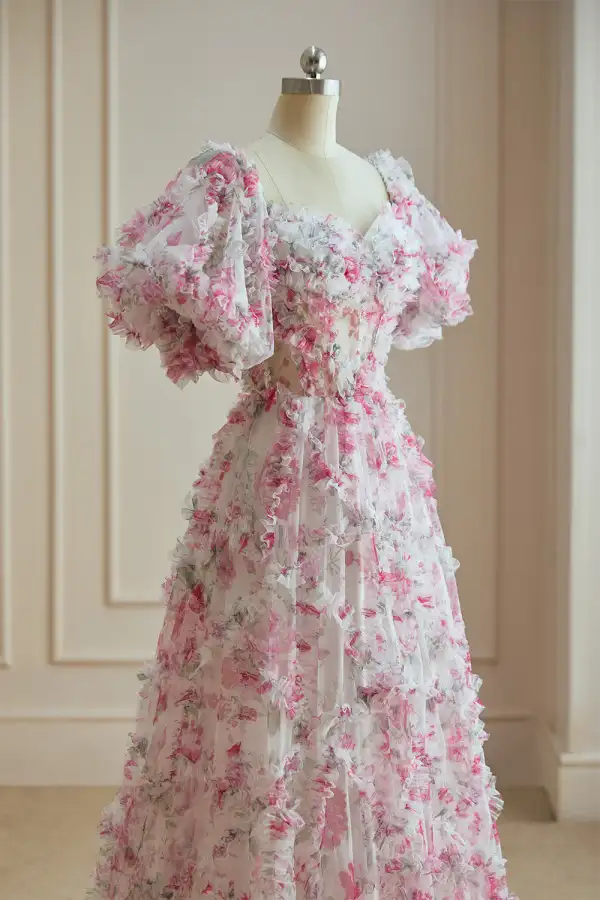 Blomsterfe Hvit Fuchsia Multi-Farger Blomster Ballkjoler 2024 Gripende Ruffles Lange Korte Ermer Forlovelses Kjæreste Formelle Kjoler