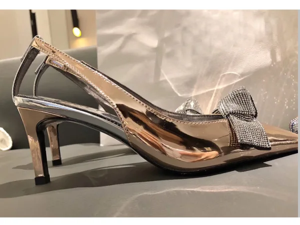 Snygga / Fina Silver Afton Damskor 2020 Rhinestone Rosett 6 cm Stilettklackar Spetsiga Högklackade