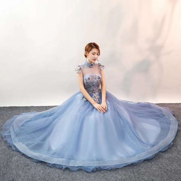 Élégant Bleu Ciel Robe De Bal 2020 Robe Boule Col Haut Perle En Dentelle Fleur Sans Manches Dos Nu Longue Robe De Ceremonie