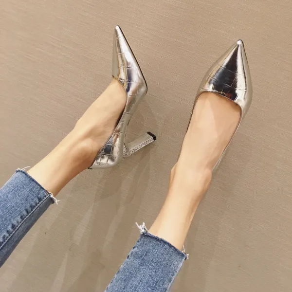 Silber Strassenmode Leder Herbst Frühling Sommer Thick Heels 8 cm Pumps 8 cm / 3 inch Spitzschuh 2020 Edles Pumps