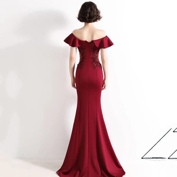 Chic / Beautiful Burgundy Evening Dresses 2020 Trumpet / Mermaid Off-The-Shoulder Beading Lace Flower Short Sleeve Backless Floor-Length / Long Formal Dresses