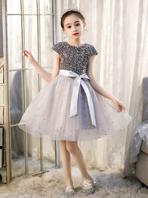 Mode Bling Bling Gris Anniversaire Courte Robe Ceremonie Fille 2021 Princesse Encolure Dégagée Perlage Étoile Paillettes Noeud Mancherons