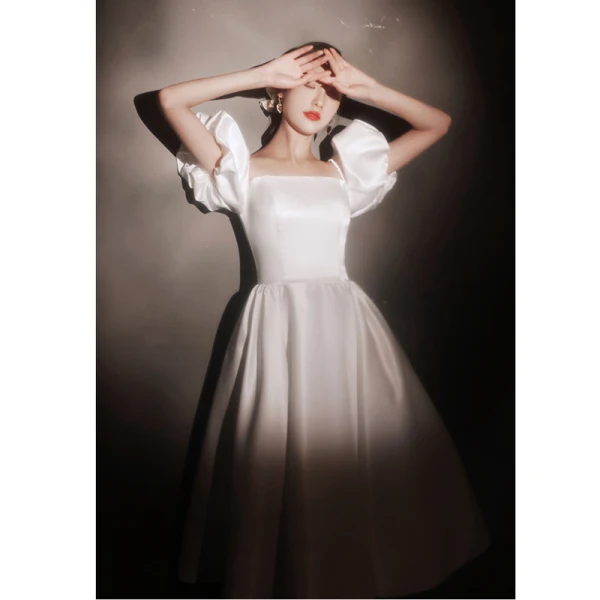 Schlicht Ivory / Creme Satin Heimkehr Abiballkleider 2021 A Linie Eckiger Ausschnitt Kurze Ärmel Rückenfreies Wadenlang Festliche Kleider