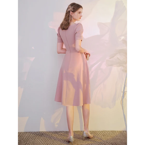 Modest Simple Blushing Pink Homecoming Graduation Dresses 2021 A-Line Princess Square Modest Simple Blushing Pink Homecoming Graduation Dresses 2021 A-Line Princess Square