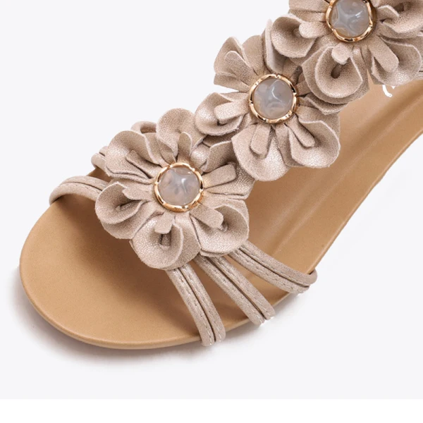 Bohemia Ethnic Beige Street Wear Womens Sandals High Heels 2021 Flower T-Strap 5 cm Wedges Open / Peep Toe Sandals