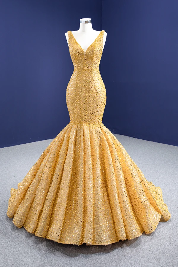 Haut de Gamme Doré Robe De Mariée 2021 Trompette / Sirène V-Cou Perlage Perle Paillettes Sans Manches Dos Nu Train De Balayage Mariage