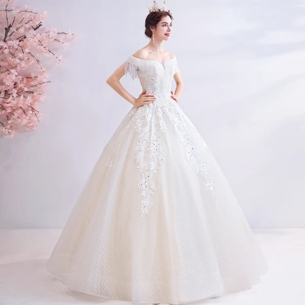 Charmant Ivory / Creme Brautkleider / Hochzeitskleider 2020 Ballkleid Off Shoulder Perlenstickerei Kristall Quaste Pailletten Spitze Blumen Kurze Ärmel Rückenfreies Lange