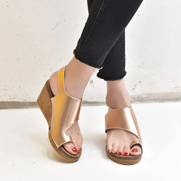 Schöne Schwarz Freizeit Sandalen Damen 2020 6 cm Keilabsatz Peeptoes Sandaletten