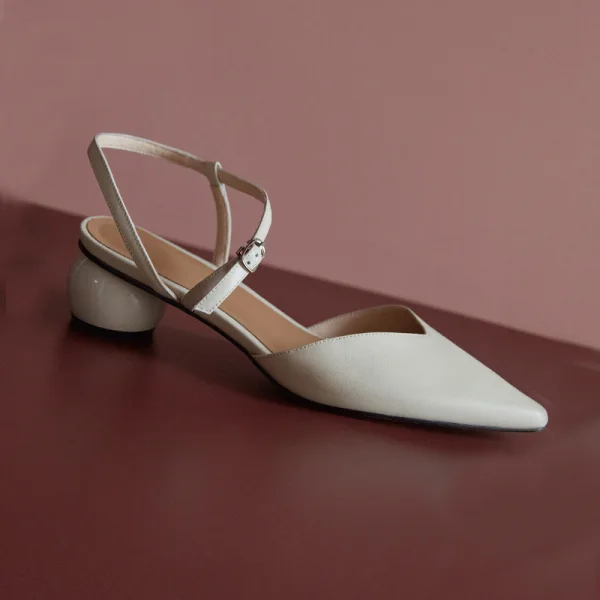 Simple Bordeaux Désinvolte Été Sandales Femme 2020 Cuir Bride Cheville 4 cm Talons Épais Talon Bas À Bout Pointu Sandales