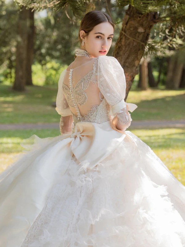 Luxury / Gorgeous Vintage / Retro Medieval Handmade  Beading Ivory Wedding Dresses 2021 Ball Gown Scoop Neck Long Sleeve Sash Bow Lace Flower Pearl Rhinestone Royal Train Wedding