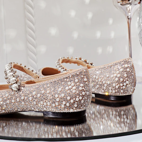Charming Nude Pearl Rhinestone Wedding Shoes 2020 7 cm Stiletto Heels Pointed Toe Wedding Pumps