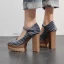 Schlicht Urlaub Schwarz Wildleder Pumps 2021 Schnalle Wasserdichte 11 cm Thick Heels Runde Zeh Pumps