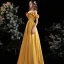 Schöne Gelb Satin Ballkleider 2021 A Linie Off Shoulder Rüschen Kurze Ärmel Rückenfreies Lange Festliche Kleider