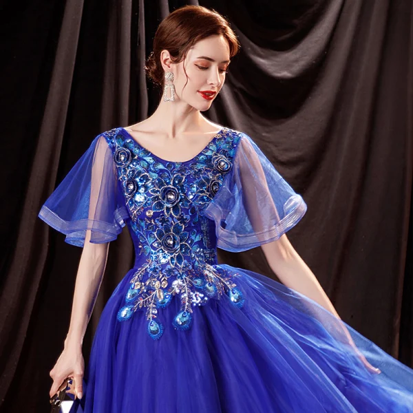 Élégant Bleu Roi Robe De Bal 2021 Princesse V-Cou Manches Courtes Dos Nu Perlage Paillettes En Dentelle Fleur Longue Robe De Ceremonie