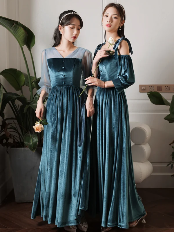 Modest / Simple Ink Blue Suede Bridesmaid Dresses 2022 A-Line / Princess V-Neck Short Sleeve Backless Floor-Length / Long Wedding Party Dresses