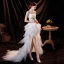 Sexy Weiß Feder Asymmetrisch Brautkleid Kurz 2021 A Linie Bandeau Strass Stoffgürtel Ärmellos Rückenfreies Brautkleider / Hochzeitskleider