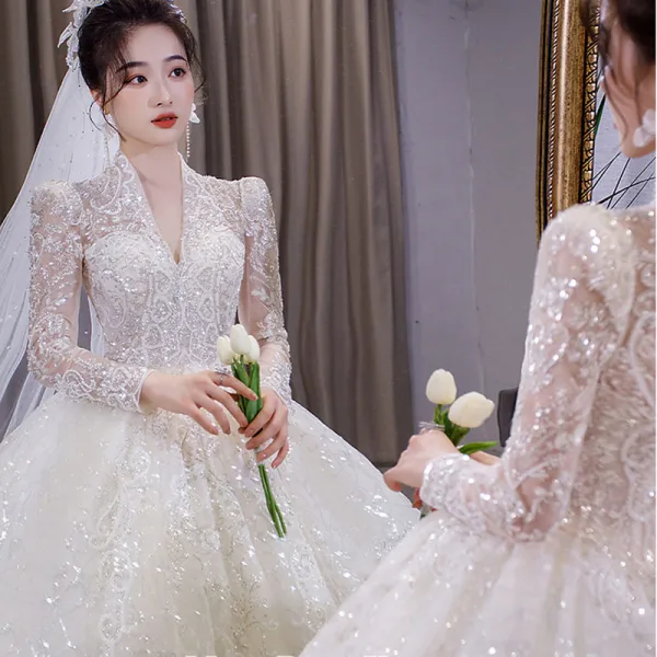Sparkly White Beading Rhinestone Pearl Sequins Wedding Dresses 2022 Ball Gown V-Neck Long Sleeve Backless Royal Train Wedding