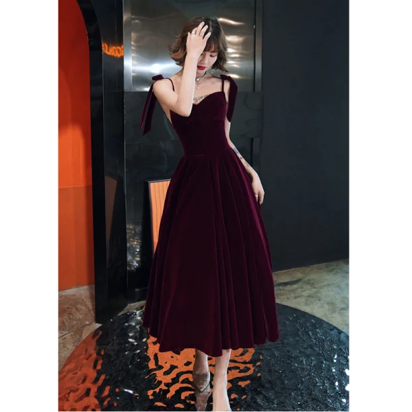 Modest / Simple Burgundy Suede Prom Dresses 2022 A-Line / Princess Spaghetti Straps Bow Sleeveless Backless Floor-Length / Long Formal Dresses