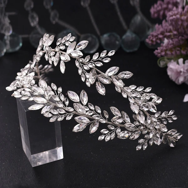 Snygga / Fina Silver Rhinestone Legering Tiara Brud Huvudbonad 2022 Bröllop Tillbehör