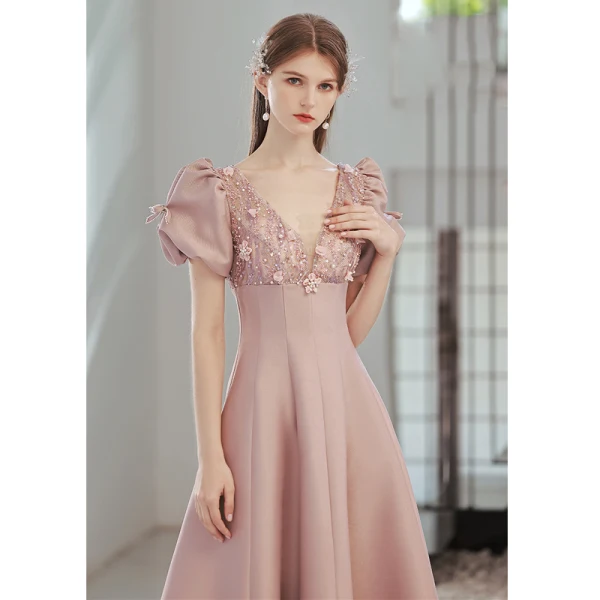 Elegant Blushing Pink Satin Prom Dresses 2022 A-Line / Princess V-Neck Beading Pearl Rhinestone Appliques Puffy Short Sleeve Bow Backless Floor-Length / Long Formal Dresses